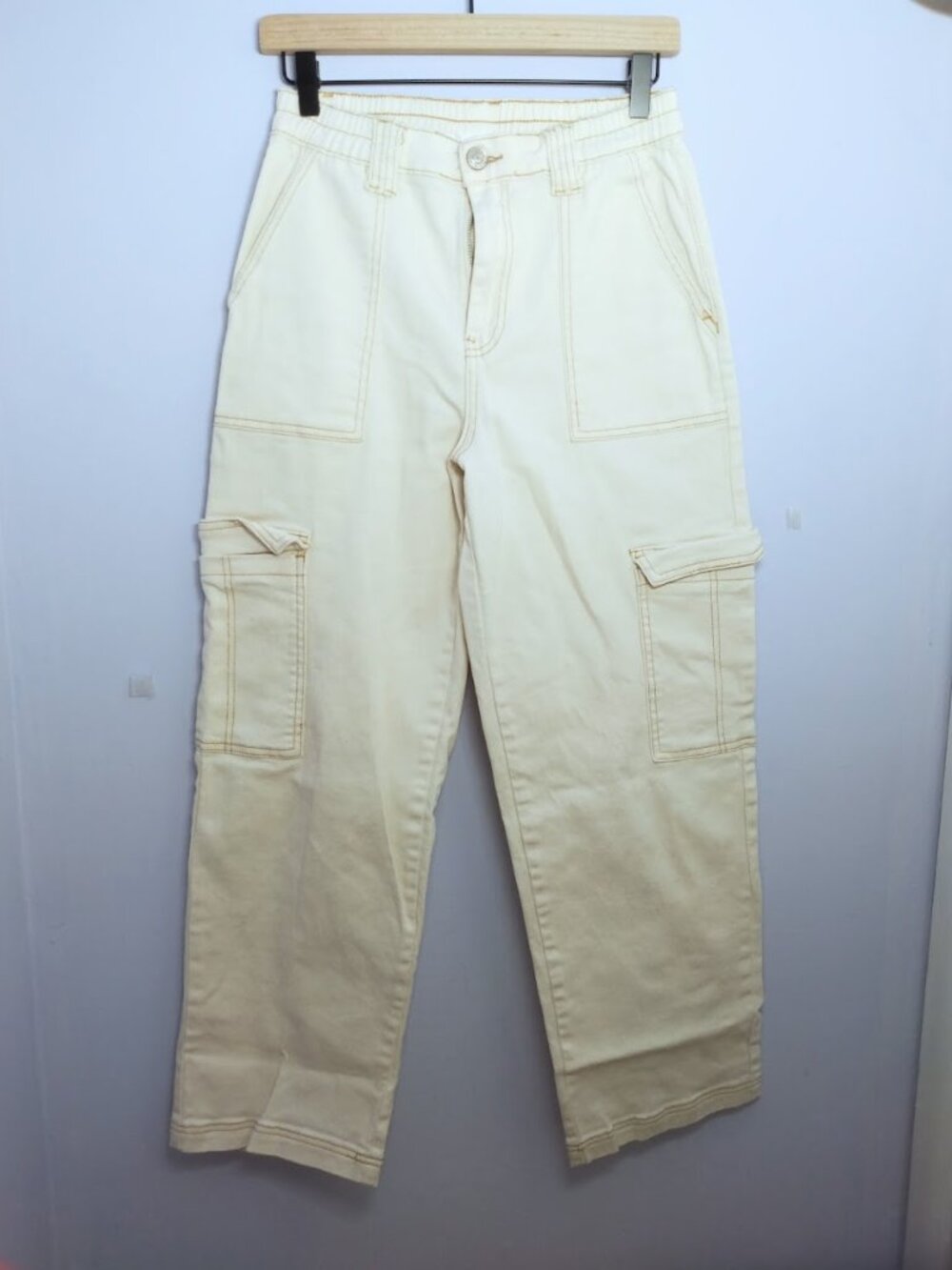 Madden NYC Juniors Cargo Pants Cream High Rise Elastic Waist Wide Leg Sz Medium